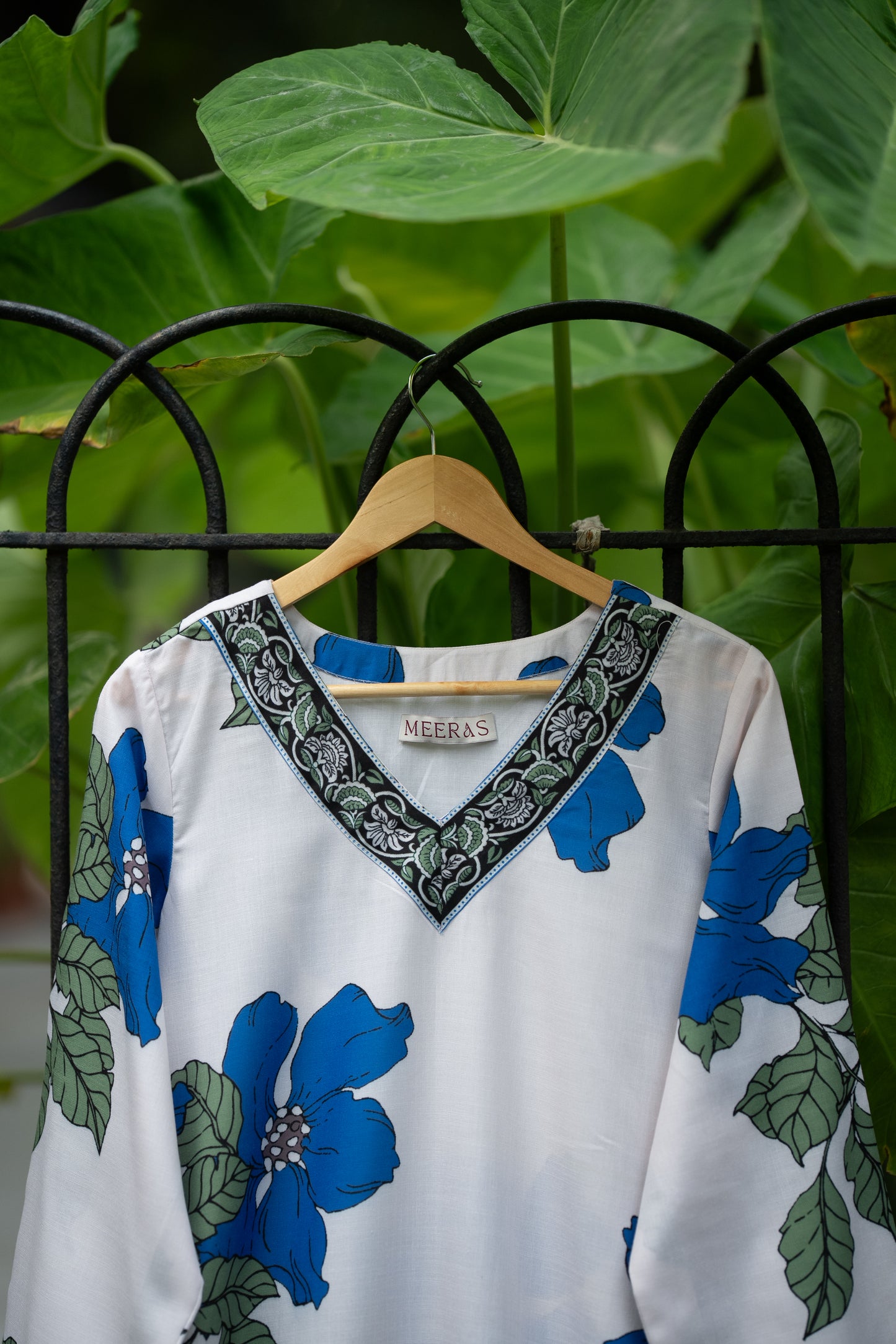 Sadabahaar Kurta Set - Ivory