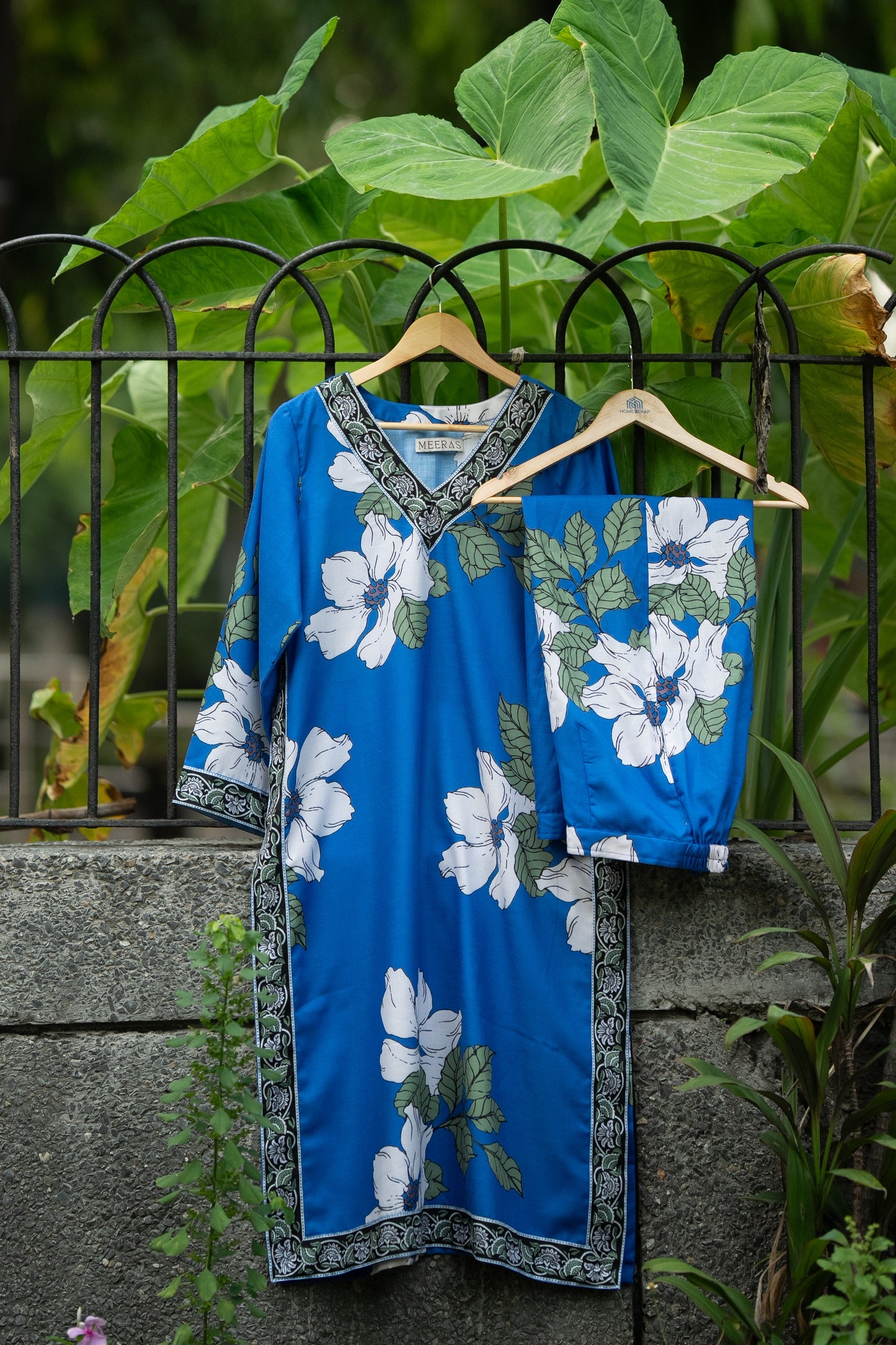 Sadabahaar Kurta Set - Cobalt Blue